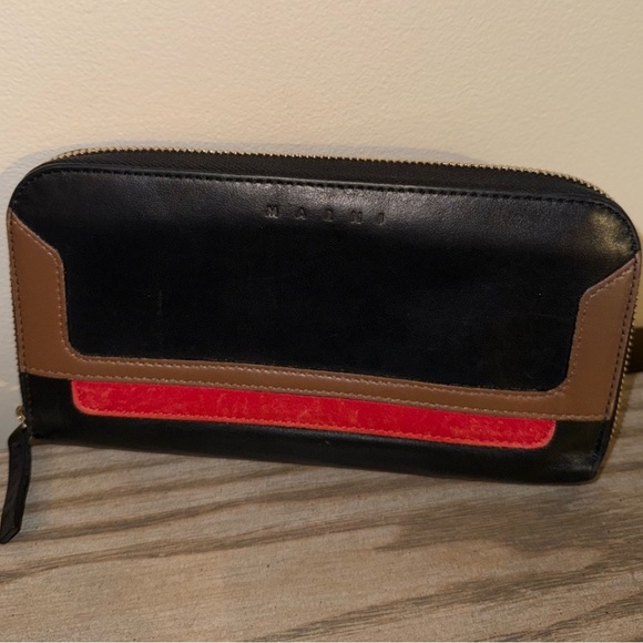 Marni Luxury Leather Colorblock Long Zippy Wallet - Picture 2 of 11